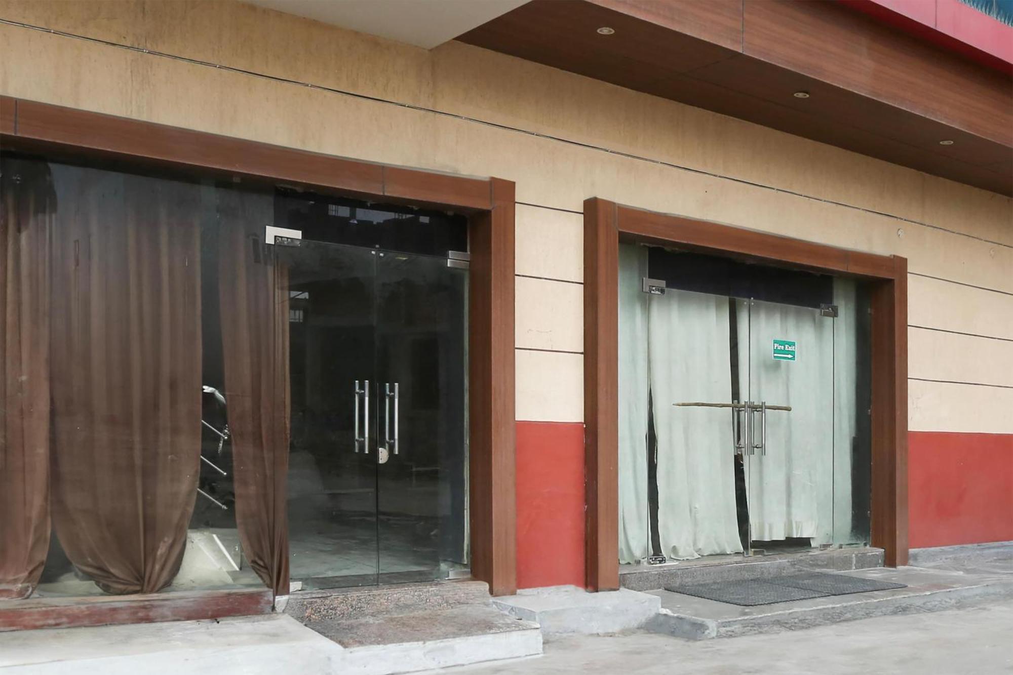 Super Hotel O Azad Nagar Hisār Exterior foto